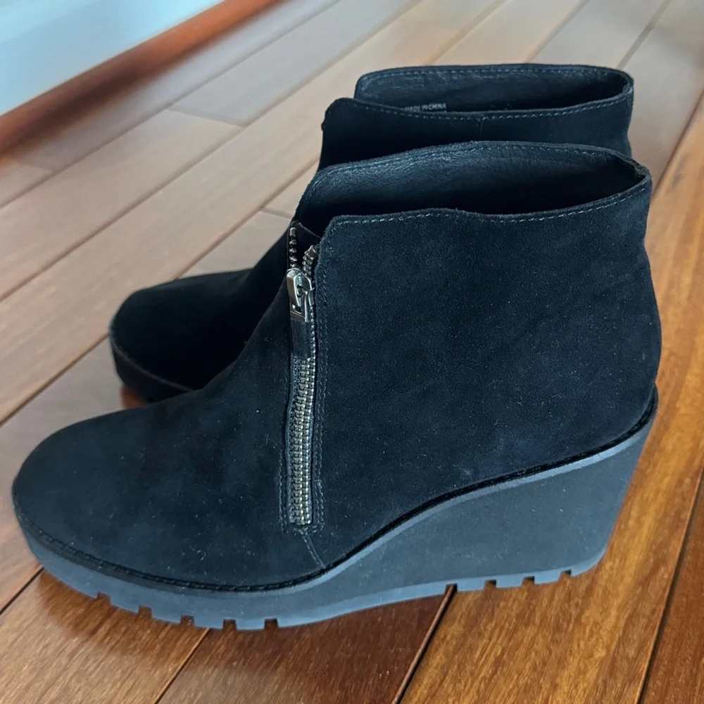 Eileen Fisher Black Suede Ankle Boots
